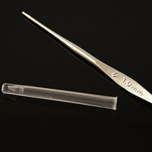 Szydełko TULIP 1mm metalowe japońskie ze złotą końcówką (1 szt.)
