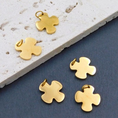 Zawieszka krzyżyk stal nierdzewna 15x13.5mm złota (1szt.)