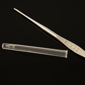 Szydełko TULIP 0.95mm metalowe japońskie ze złotą końcówką (1 szt.)