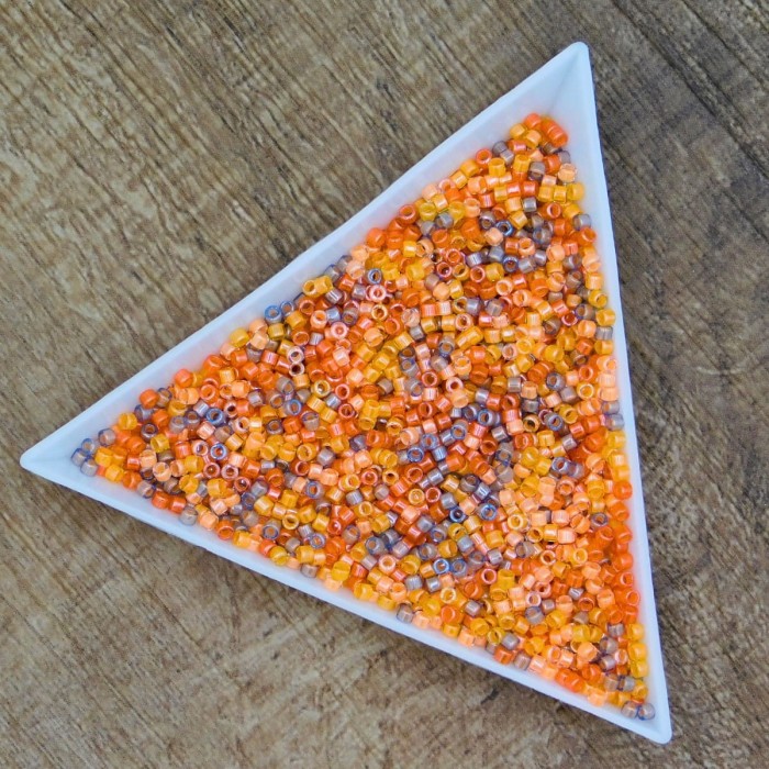 Miyuki Delica 11/0 DB2062 Lumious Mix 2 (5gram)