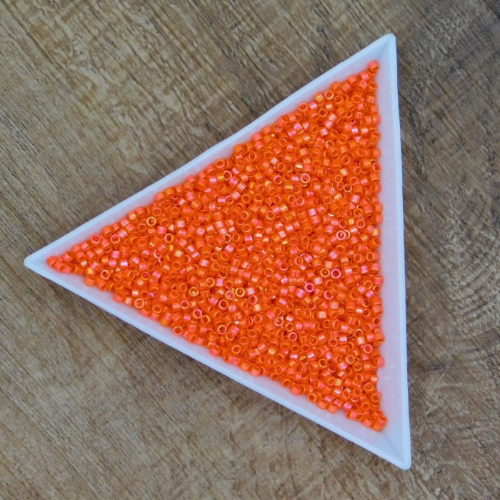 Miyuki Delica 11/0 DB0161 Opaque Orange AB (5gram)