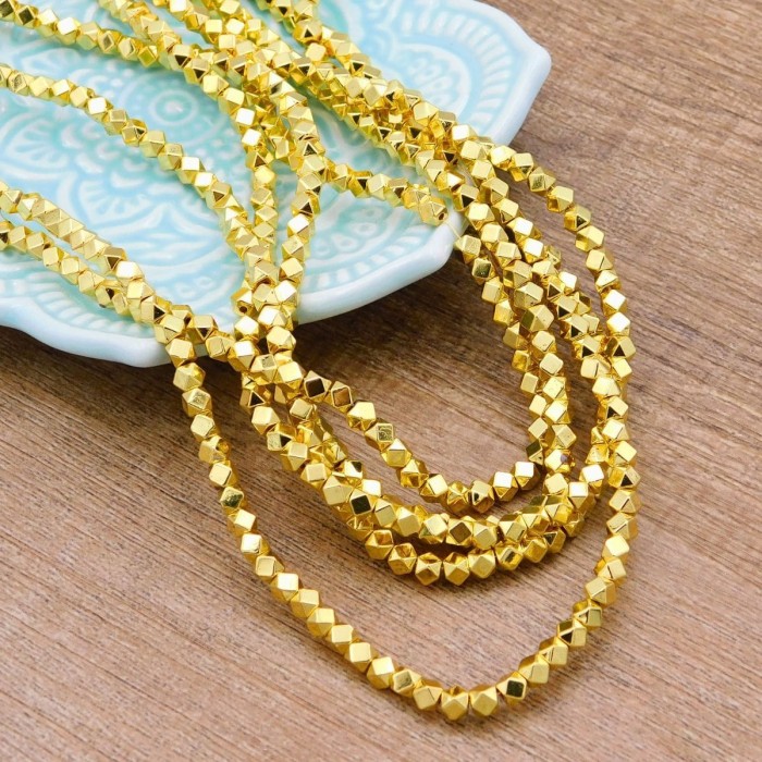 hematyt-zloty-galwanizowany-kostka-fasetowana-3x3mm