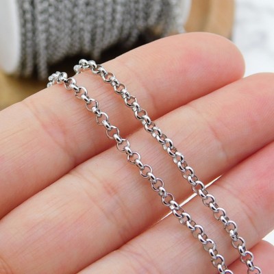 Łańcuszek ze stali chirurgicznej rolo okrągły 2.5mm ciemny srebrny 1metr