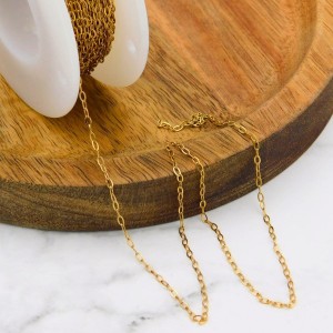 Łańcuszek ze stali chirurgicznej owal płaski 2.4x1.4mm pozłacany PVD 1metr