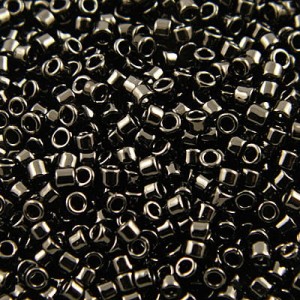 TOHO Treasure 11/0 Opaque Jet (5gram)