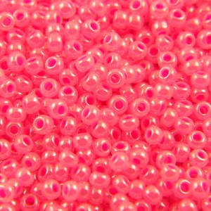 TOHO Round 15/0 Ceylon Hot Pink (5g)