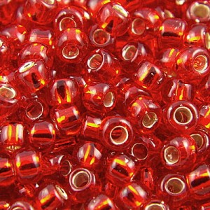 TOHO Round 8/0 Silver-Lined Ruby (10g)