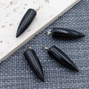 Zawieszka Black Stone sopel 39x10mm krawatka ciemna srebrna (1szt.)