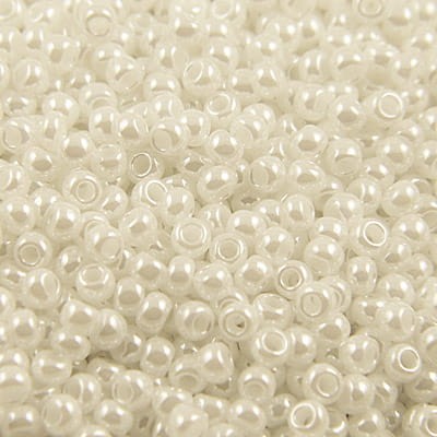 koraliki-toho-round-11-0-opaque-lustered-white-perlowe-biale