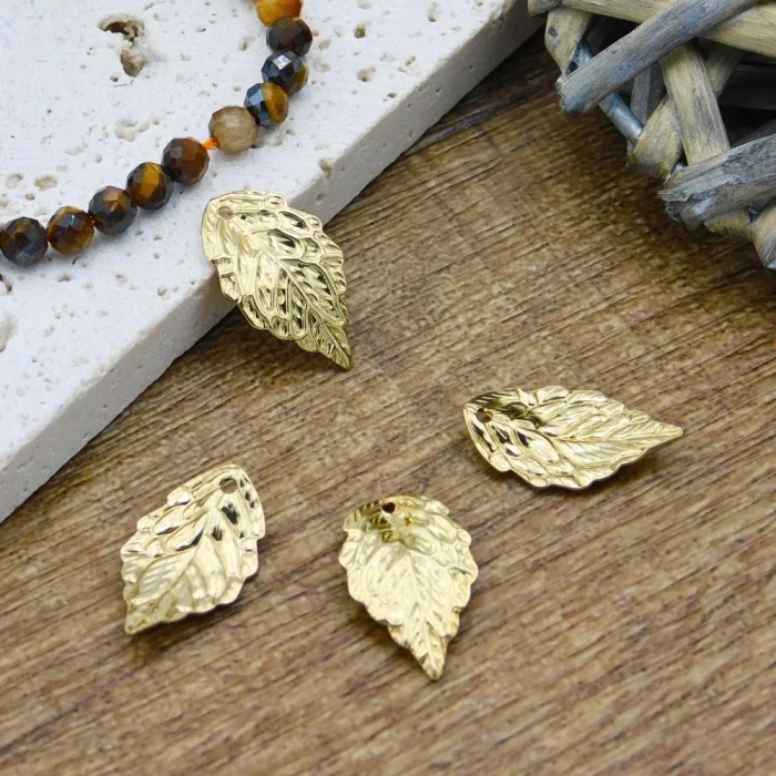 zawieszka-listek-stal-chirurgiczna-zlota-17mm