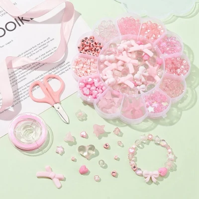 koraliki-literki-alfabet-i-kostki-rozowy-zestaw