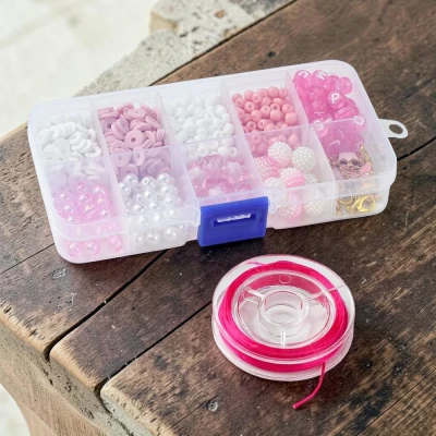 zestawy-do-robienia-bransoletek-akrylowe-litery-seed-beads-rozowe