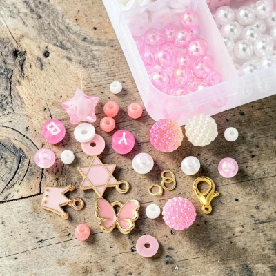 zestawy-do-robienia-kolczykow-glinka-polimerowa-heishi-rozowa.