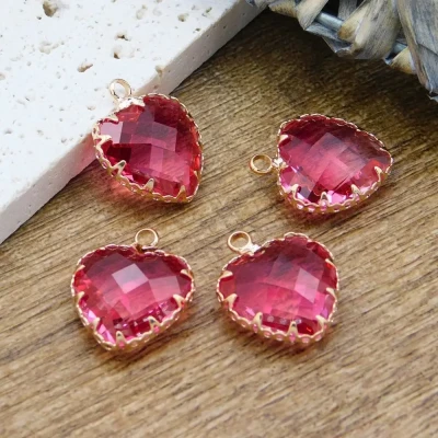 rozowe-szklane-serce-w-okuciu-polfabrykaty-handmade