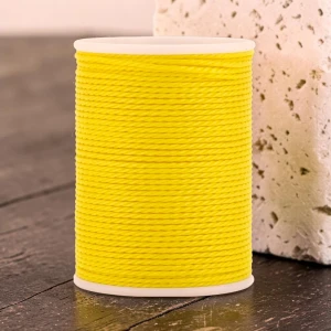 Sznurek skręcany woskowany z poliestru 1mm żółty (11m)