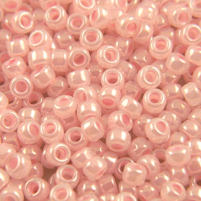 koraliki-szklane-toho-round-8-0-ceylon-innocent-pink-perlowy-jasny-roz-kumihimo