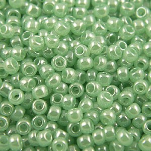 Koraliki TOHO Round 11/0 Ceylon Celery (10g)