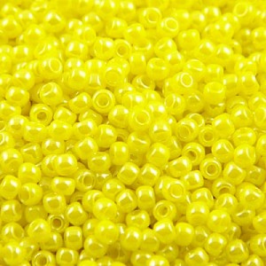 Koraliki TOHO Round 11/0 Opaque-Lustered Dandelion (10g)