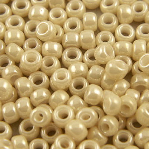 koraliki-toho-round-6-0-opaque-lustered-lt-beige-jasny-bez-lustre