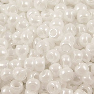 Koraliki TOHO Round 6/0 Opaque-Lustered White (10g)