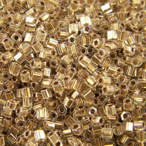 Koraliki TOHO Hex 11/0 Gold-Lined Rainbow Crystal (10g)
