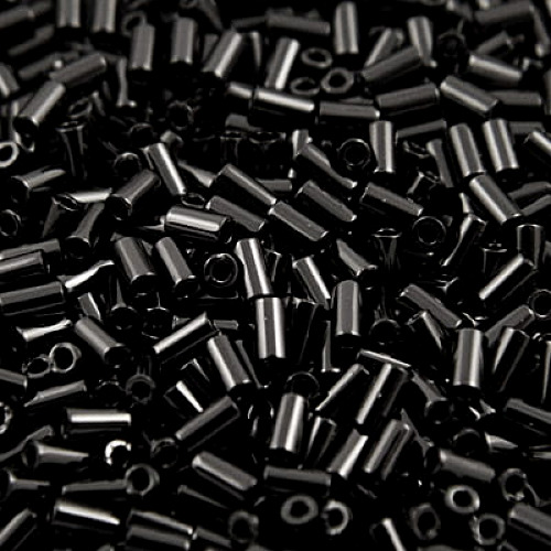 koraliki-szklane-toho-bugle-3mm-opaque-jet