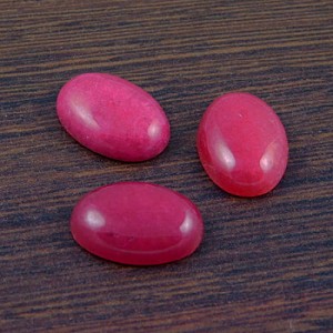 Kaboszon jadeit fuksja owal 18-19x13x5.5mm (1szt.)