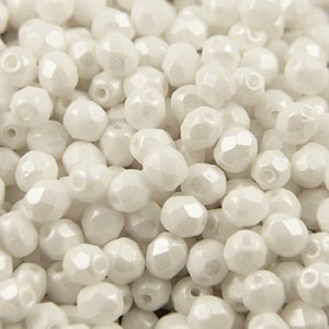 Czeskie koraliki szklane Fire Polish 3mm Pearl Shine - White (40szt.)