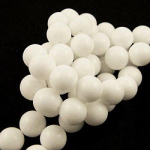 Jadeit malezyjski biały kulki 6mm (sznur 40cm)