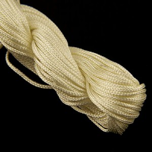 Sznurek nylonowy 1mm kremowy do bransoletek shamballa (25m)