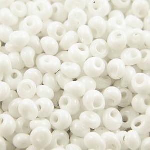 Koraliki TOHO Magatama 4mm Opaque White (10g)