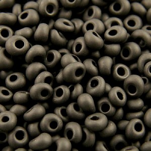Koraliki TOHO Magatama 3mm Opaque-Frosted Jet (10g)