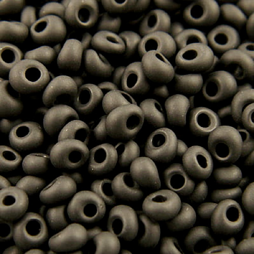 koraliki-toho-magatama-3mm-czarne-matowe