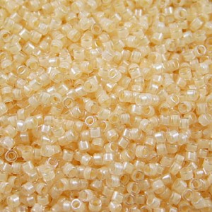 Koraliki Miyuki Delica 11/0 DB2371 Fancy Lined Cream (5g)