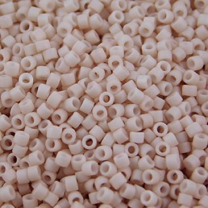 Koraliki Miyuki Delica 11/0 DB0354 Matte Opaque Light Rose (5g)