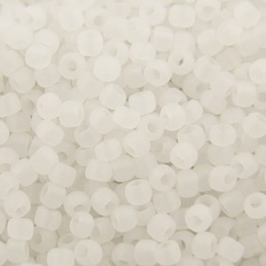 TOHO Round 11/0 Ceylon Frosted Snowflake (10g)