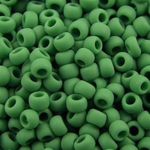 TOHO Round 8/0 Opaque-Frosted Shamrock (10g)