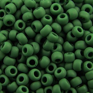 TOHO Round 8/0 Opaque-Frosted Pine Green (10g)