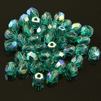 Koraliki Fire Polish ze szkła 4mm Emerald AB (40szt.)