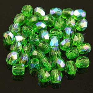 Koraliki Fire Polish ze szkła 4mm Green AB (40szt.)