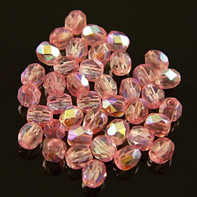 czeskie-koraliki-szklane-fire-polish-4mm-milky-pink-ab-pudrowy-roz