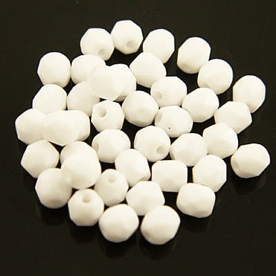 biale-koraliki-szklane-fire-polish-4mm-white