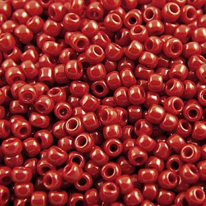 TOHO Round 15/0 Opaque Pepper Red (5g)