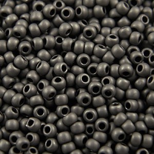 TOHO Round 8/0 Matte-Color Opaque Gray (1op)