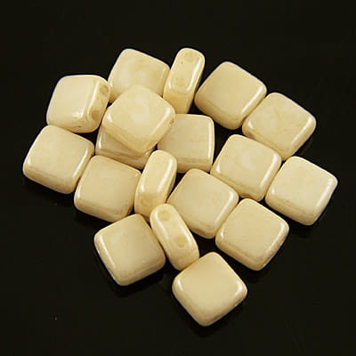 czechmates-tile-6mm-luster-opaque-beige-koraliki