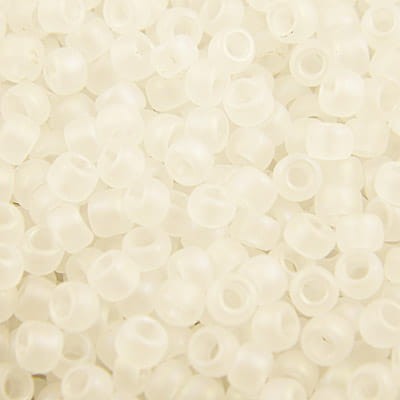 TOHO Round 8/0 Trans-Rainbow-Frosted Crystal (10g)