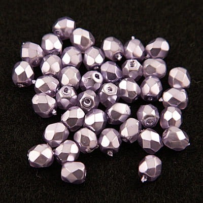 Koraliki Fire Polish ze szkła 4mm Coated Plum Pearl (40szt.)