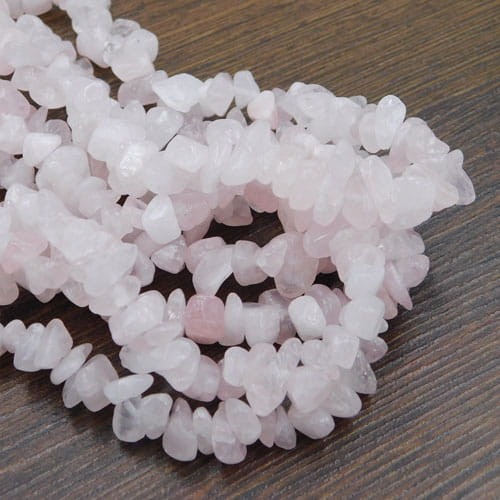 naturalne-koraliki-kwarc-rozowy-sieczka-drobne-kamyczki