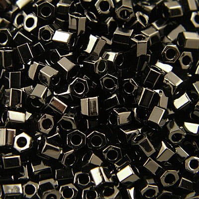 TOHO Hex 8/0 Opaque Jet (10g)