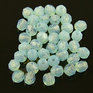 Czeskie koraliki szklane Fire Polish 4mm Milky Aquamarine (40szt.)